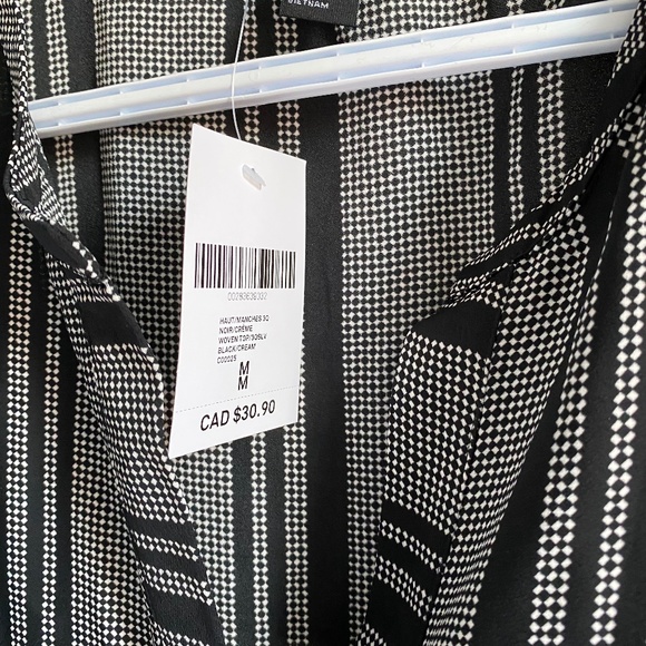 Loose blouse forever 21 never worn with tags - Picture 3 of 3